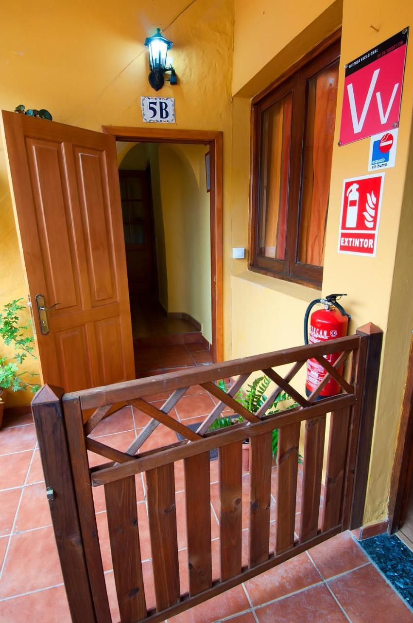 Las Casas De Lola Y Rafael Moya  ภายนอก รูปภาพ