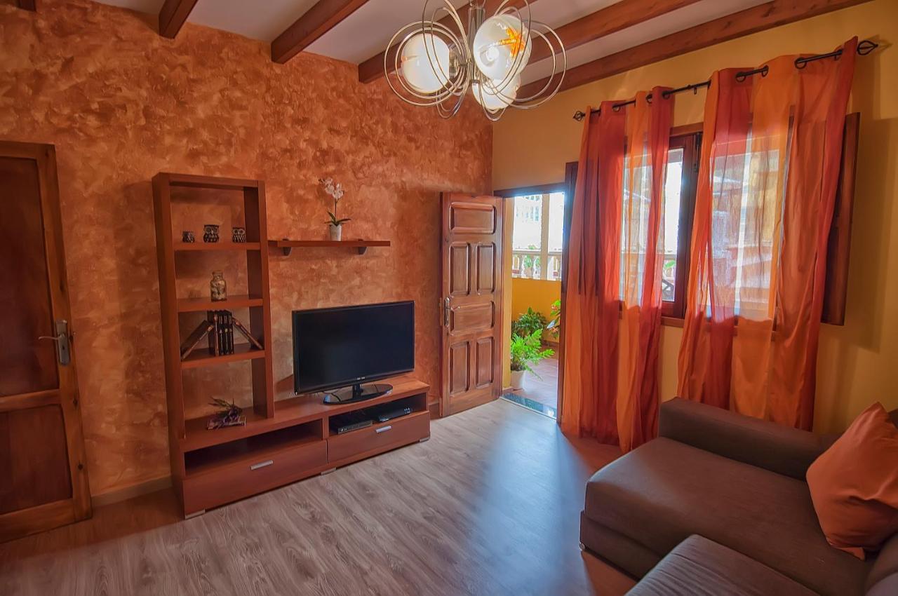 Las Casas De Lola Y Rafael Moya  ภายนอก รูปภาพ