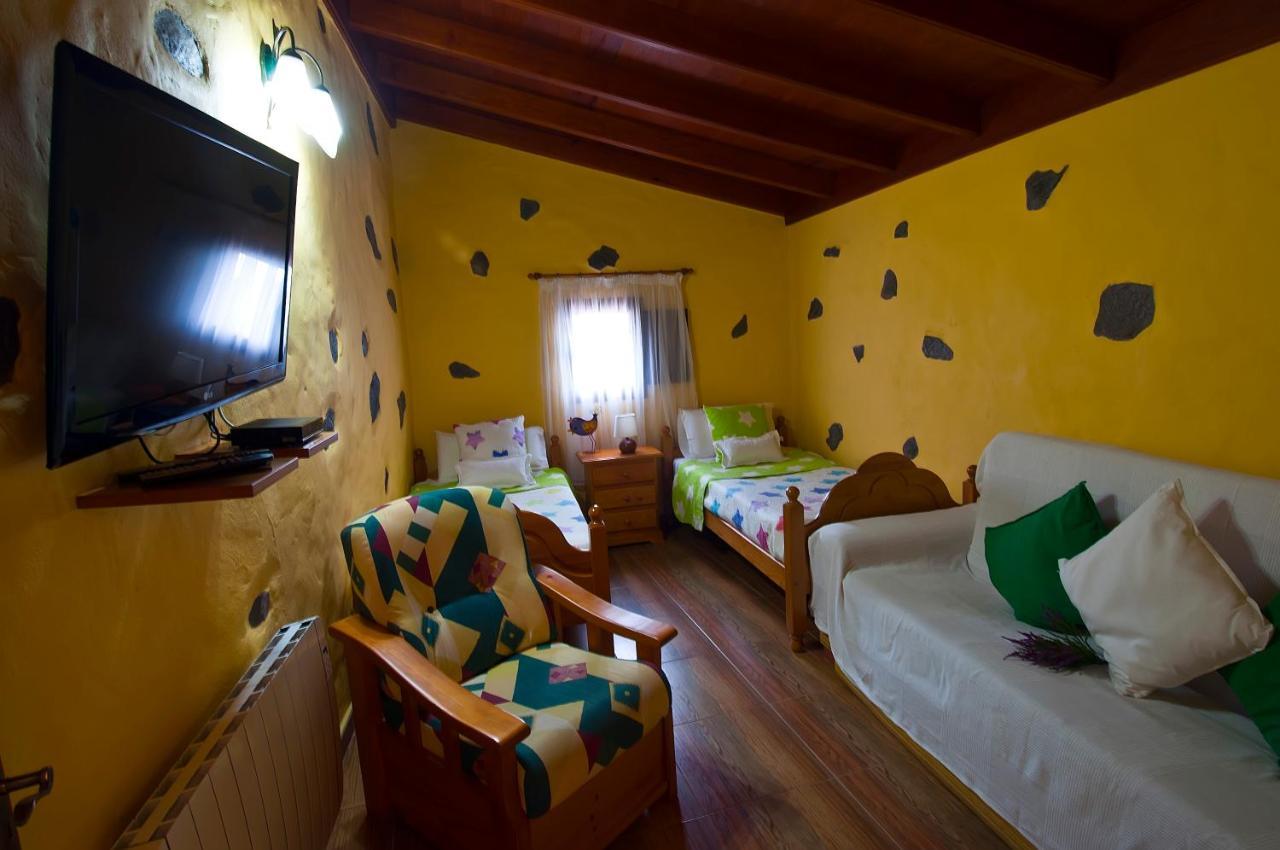 Las Casas De Lola Y Rafael Moya  ภายนอก รูปภาพ